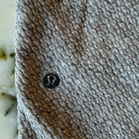 Men’s Lululemon Textured Double-Knit Cotton Gray Shorts- S - Picture 2 of 5